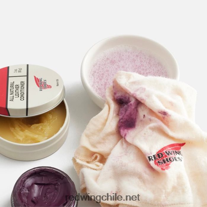 producto para el cuidado del cuero de botas modelo 97112 - estado Red Wing L048L2328